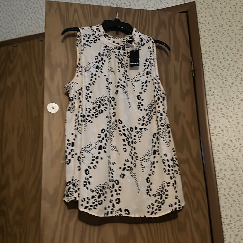TORRID MOCK NECK TANK: BLUSH/BLACK LEOPARD:NWT: SZ 0 (L)